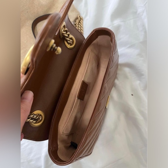 Gucci Marmont Bag - Picture 3 of 9